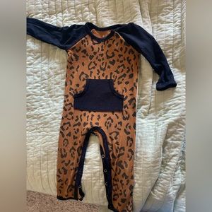 Kyte Baby Leopard Longall, 6-12 mo